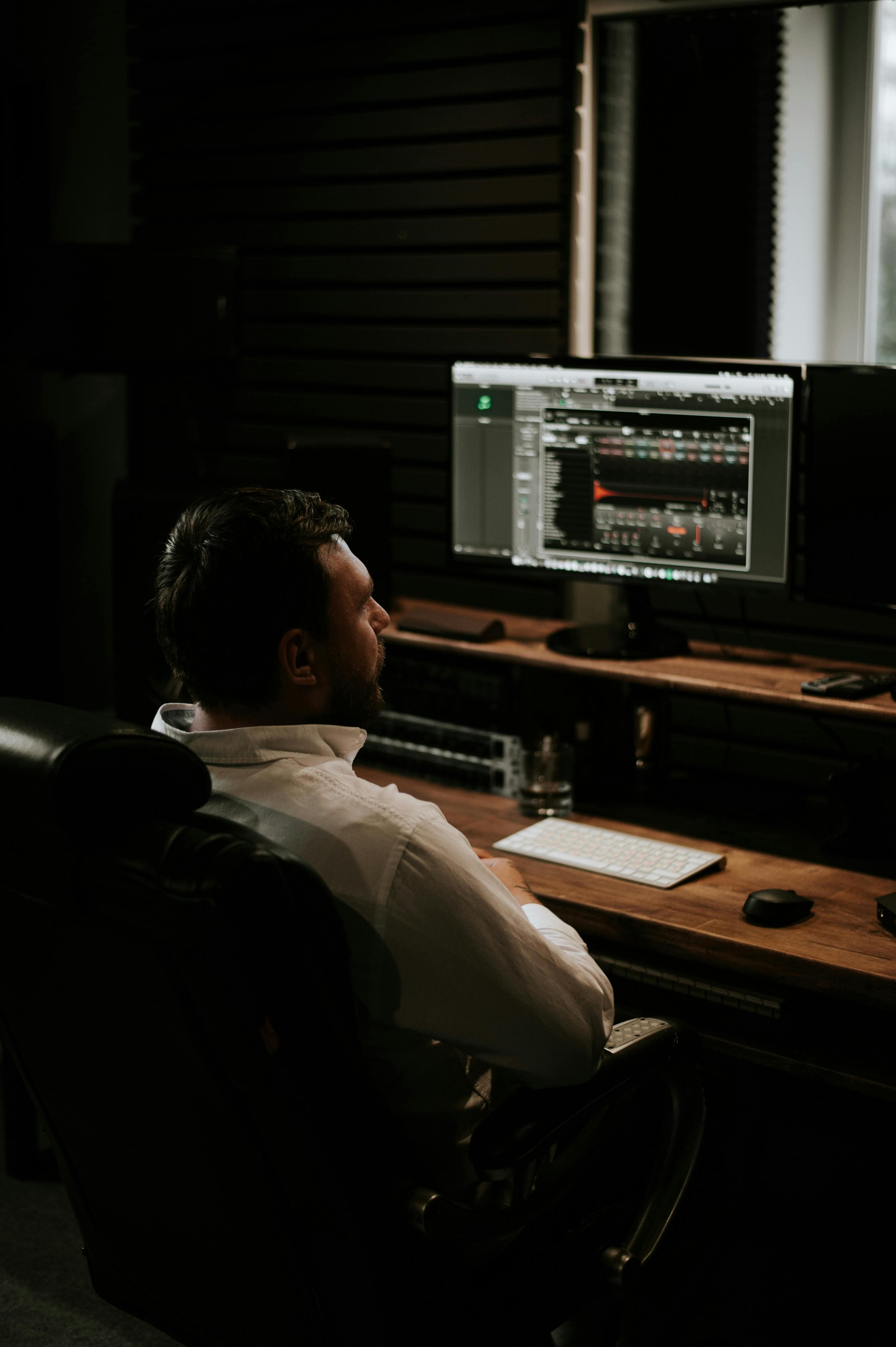 운영 화면을 점검하는 콘솔 환경